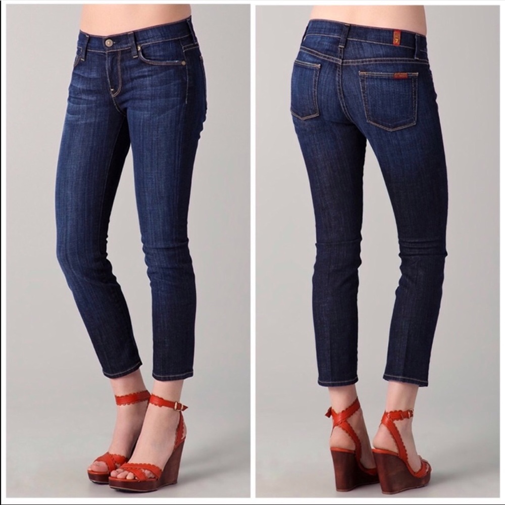 7 FAM Crop Slim Straight Jeans in Medium Wash Sz32